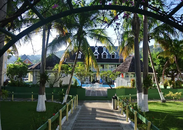 Two Bedroom Loft E29 3* Ocho Rios